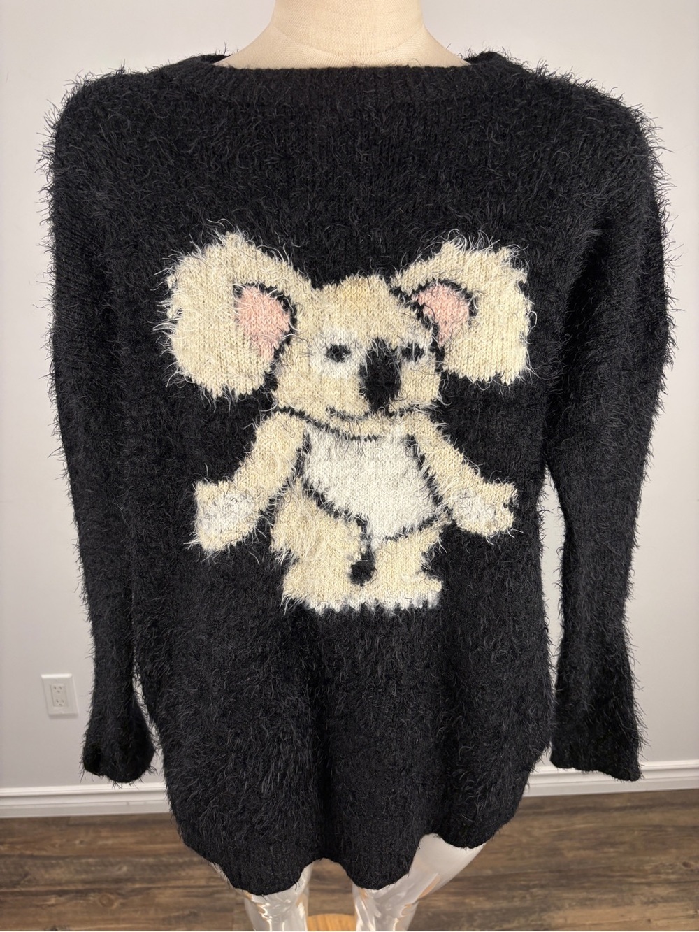 MINKPINK Black Blinky Koala Bear Fuzzy Eyelash Knit Crewneck Sweater M